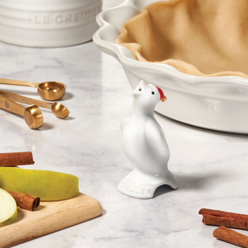 Pie Bird with Santa Hat | Le Creuset®